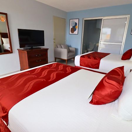 Quality Inn פיידראס נגראס מראה חיצוני תמונה