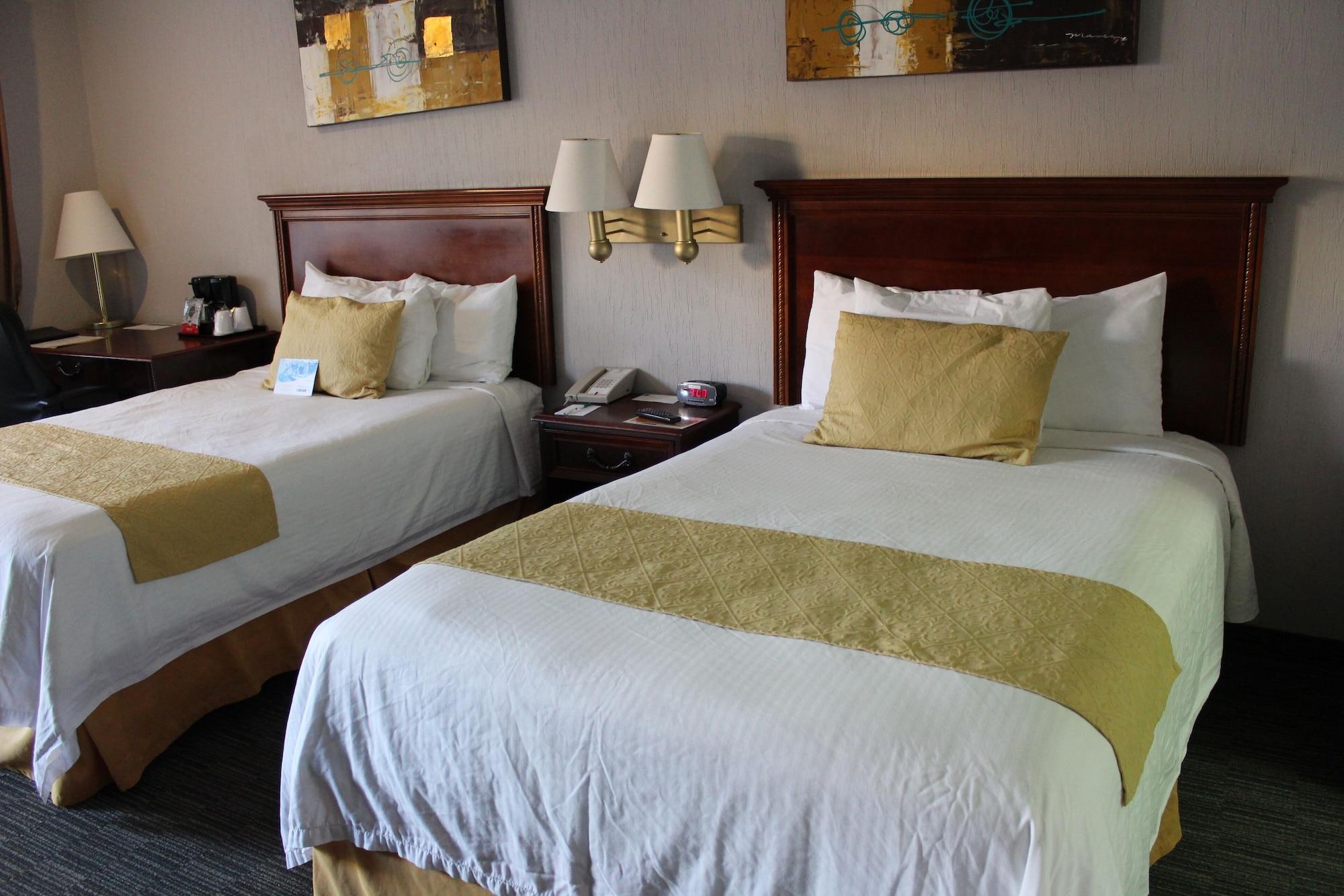 Quality Inn פיידראס נגראס מראה חיצוני תמונה
