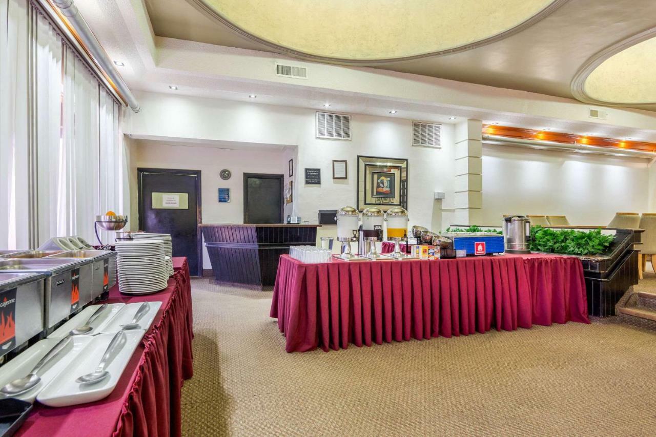 Quality Inn פיידראס נגראס מראה חיצוני תמונה